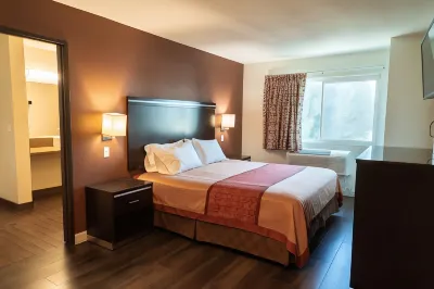 Maywood Inn Hotels in Commerce
