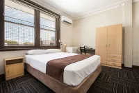 Toongabbie Hotel Hôtels à : Arndell Park
