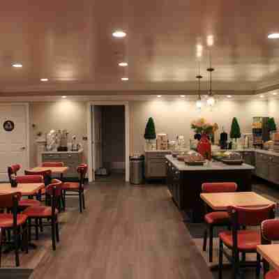 Travelodge by Wyndham Santa Maria Dining/Meeting Rooms