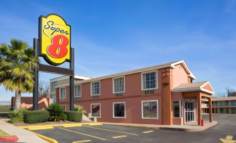 Super 8 by Wyndham Austin Downtown/Capitol Area