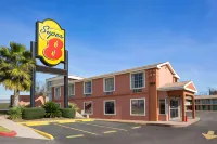 Super 8 by Wyndham Austin Downtown/Capitol Area