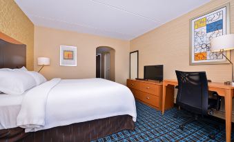 Fairfield Inn Rochester Airport