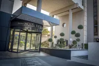 Vatel Hôtel & Spa Hôtels à proximité de : Esplanade Charles-de-Gaulle