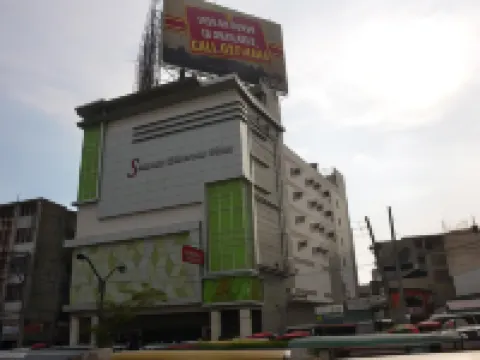 Sun Star Grand Hotel Hotels near Espana