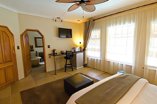 139 on Munnik Guest House