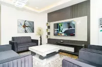 Fleeq Apartments