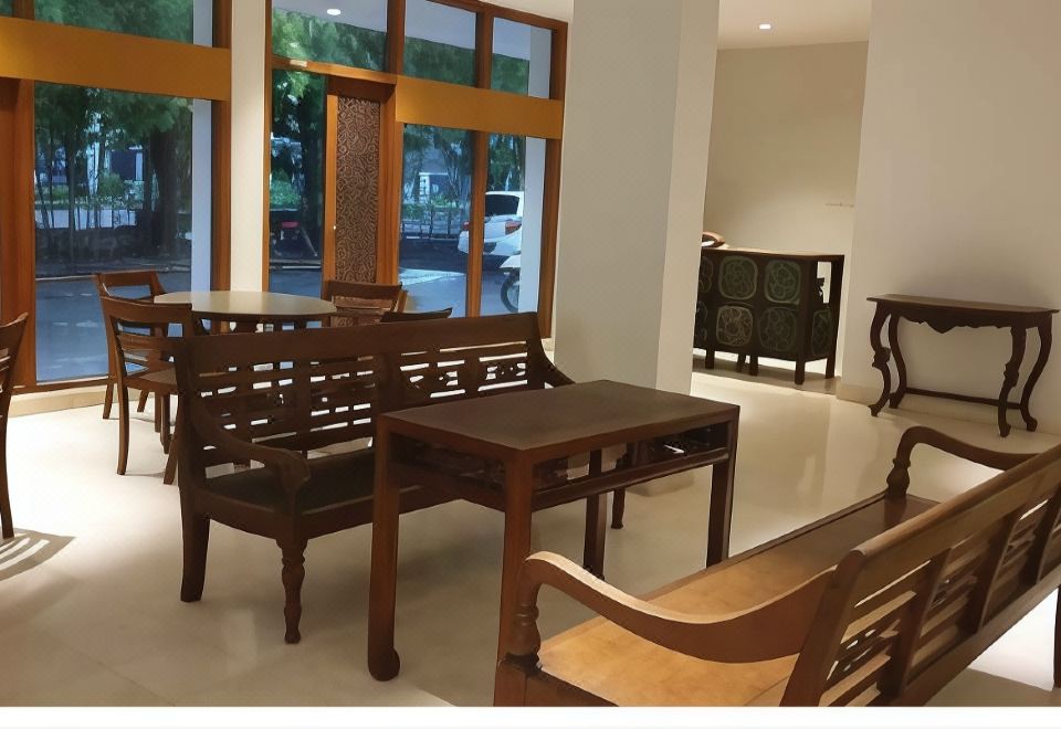 4. 호텔 이스타나 ..