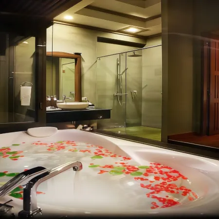 Nora Buri Resort & Spa