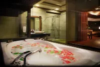 Nora Buri Resort & Spa - Hot Springs