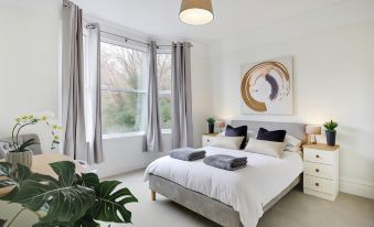 Stunning 2-Bed Apartment in Tunbridge Wells