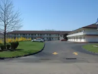Hilltop Inn Pittsburgh Hotels in Robinson Township