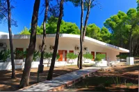 Hotel Kyrie Isole Tremiti فنادق في Province of Foggia