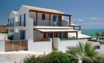 Dolce Mare 1 - Ground Floor with Garden