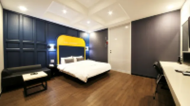 プレミアム アヴァ ホテル