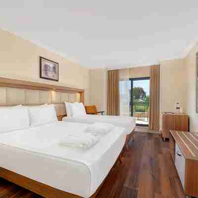Oz Hotels İncekum Beach Resort Rooms
