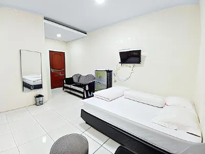 Maherza Syariah Homestay Gorontalo RedPartner Hotels near Loket Lahilote