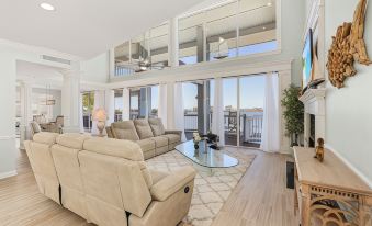 Sea Breeze Bay - 950 San Carlos Drive 4 Bedroom Home by RedAwning