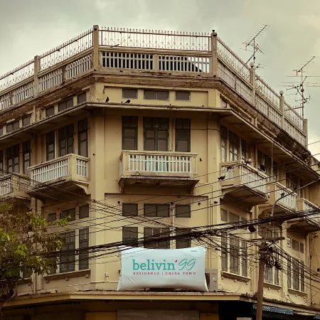 Belivin99 Residence Chinatown Отели рядом с достопримечательностью «Школа Дебсирин»