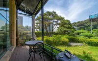Taean Bohemia Village Pension