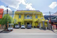 Homestay Babussalam Rungkut Mitra RedDoorz