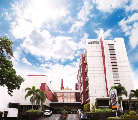 Amalia Hotel Lampung فنادق في Enggal