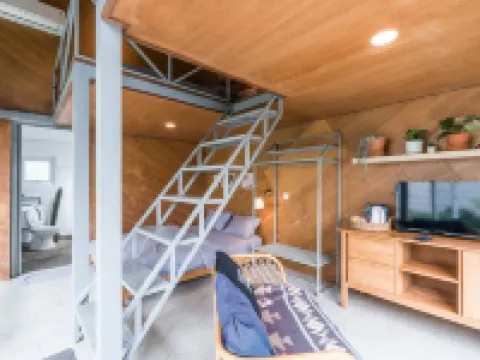 Mana Cottage Hotels in Cimenyan