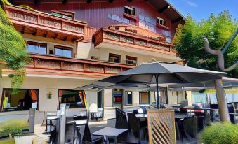 Logis Hotel les Playes