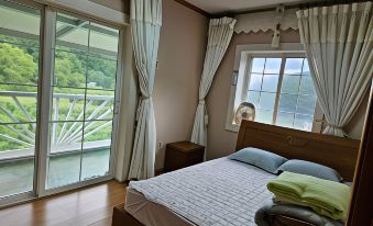 Nandane House in Buyeon-Dong, Gangneung