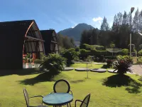 Villa Luminor Hotel dekat Lau Debuk-Debuk
