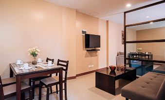 3. RedDoorz..