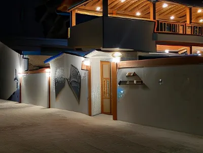 Dacha Thoddoo White Sand Hotels in Thoddoo