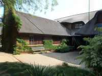 Foundry Guest Lodge Hotel di Silver Lakes Golf Estate