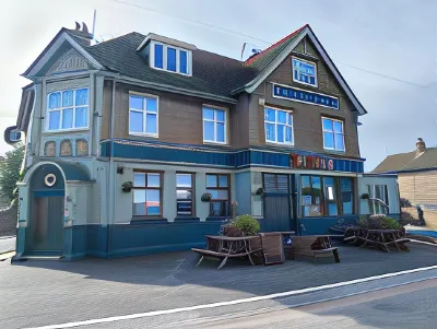 Hussar Inn Hotels near Margate Beach