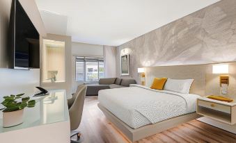 Cambria Hotel Calabasas - Malibu