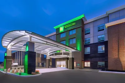 Holiday Inn & Suites Toledo Southwest - Perrysburg