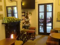 Albert Hotel