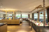 Post Hotel Paznaun Hotels in Kappl