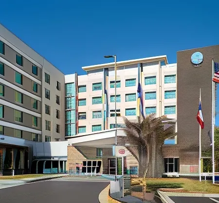 Tru by Hilton Atlanta Airport College Park