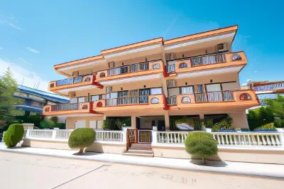 Milonas House Apartments