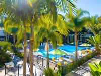 Lemon Tree Inn Hotels near Moreton Bay Fig Tree