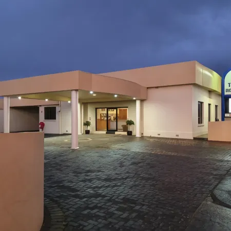 Tower Motor Inn