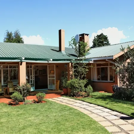 Sycamore Avenue Treehouses & Cottages Accommodation
