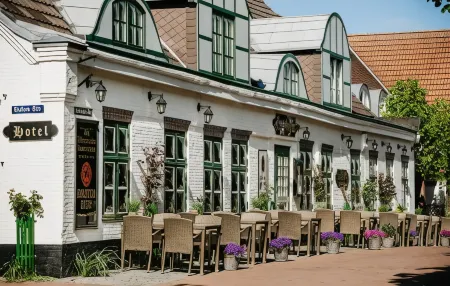 Boutique-Hotel Zur Alten Post - Stammhaus Отели в г. Эпенвёрден