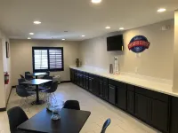 Baymont by Wyndham Phoenix I-10 Near 51st Ave - sarapan