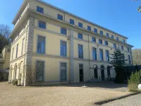 Castel de Pont-a-Lesse Hotels in Beauraing