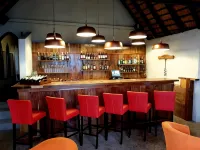 Granny Mouse Country House & Spa - bar