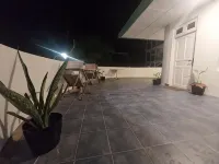 Clove Beach فنادق في سينو