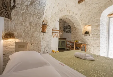 Trulli Holiday Albergo Diffuso