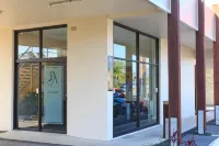 Park Avenue Hotel Motel Hotels in Parkhurst