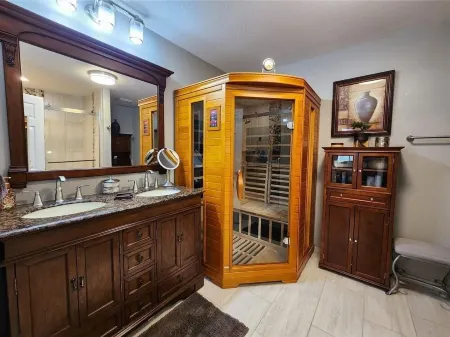 Tranquil Retreat: Your Perfect Family Getaway w/Infared Sauna